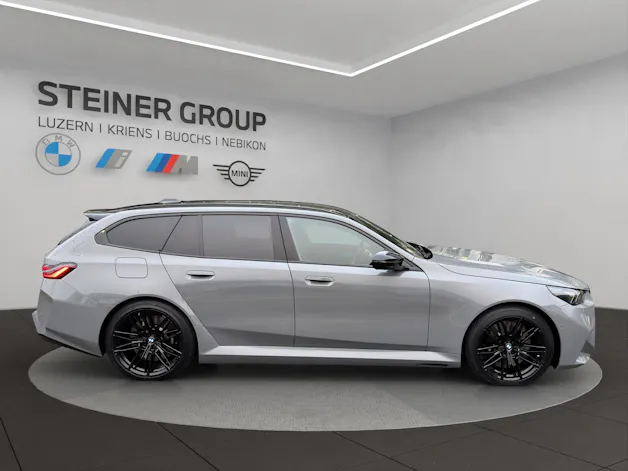 BMW M5 xDrive Touring