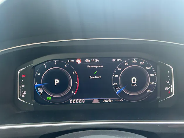 VW Tiguan Allspace 1.5 TSI DSG *** 7 - SITZE & ANHÄNGEKUPPLUNG ***