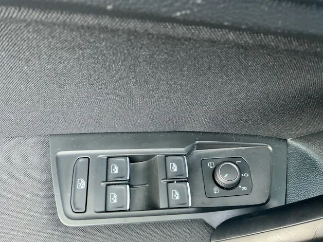 VW Tiguan Allspace 1.5 TSI DSG *** 7 - SITZE & ANHÄNGEKUPPLUNG ***