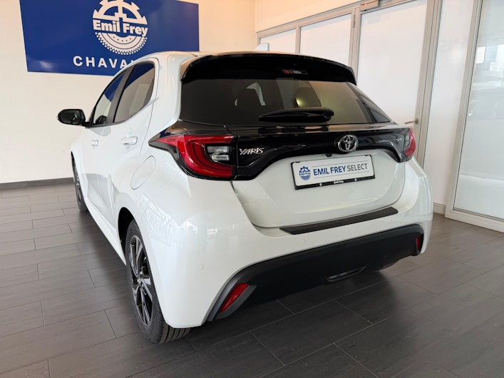 Vehicle image TOYOTA YARIS