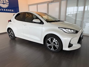 Vehicle image TOYOTA Yaris 1.5 VVT-i HSD Trend