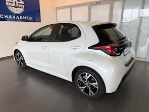 Vehicle image TOYOTA Yaris 1.5 VVT-i HSD Trend