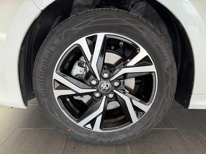 Vehicle image TOYOTA YARIS