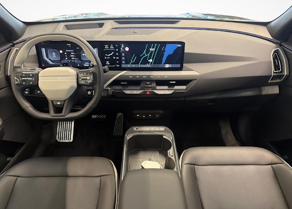 Vehicle image 8 Vehicle image 8