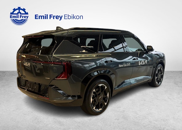 Vehicle image 4 Vehicle image 4