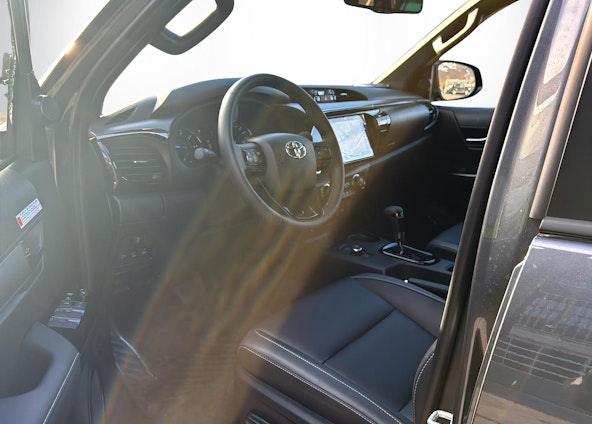 Vehicle image 6 Vehicle image 6