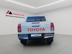 Toyota Hilux Double Cab.-Pick-up 2.8 D-4D 204 Style