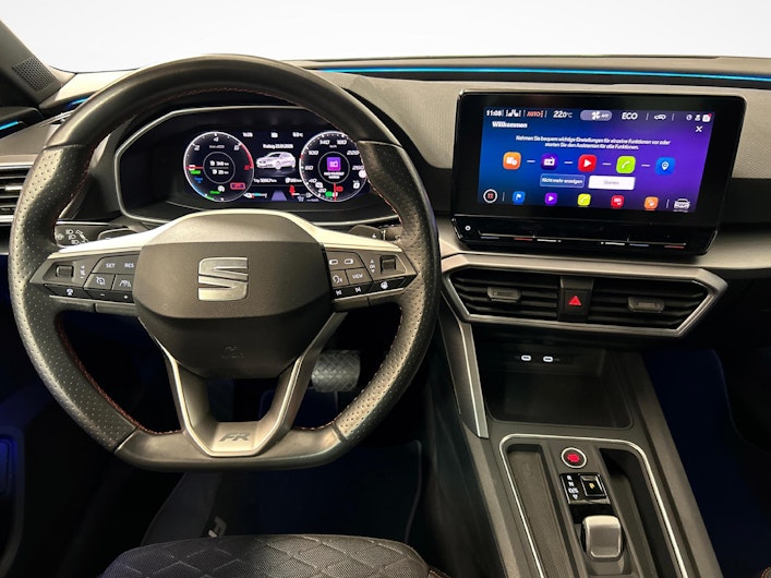 Vehicle image SEAT LEON