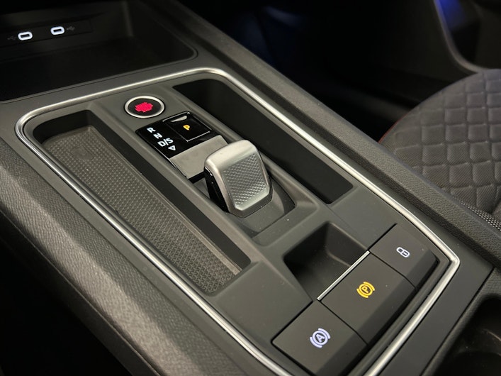 Vehicle image SEAT LEON