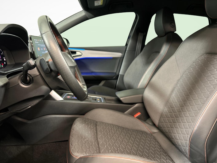 Vehicle image SEAT LEON