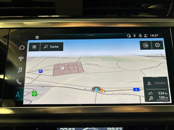 Vehicle image AUDI Q3