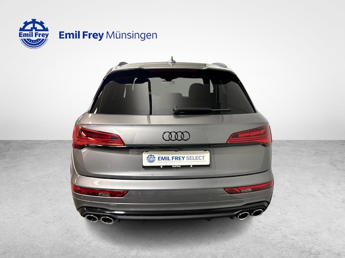 Vehicle image AUDI SQ5