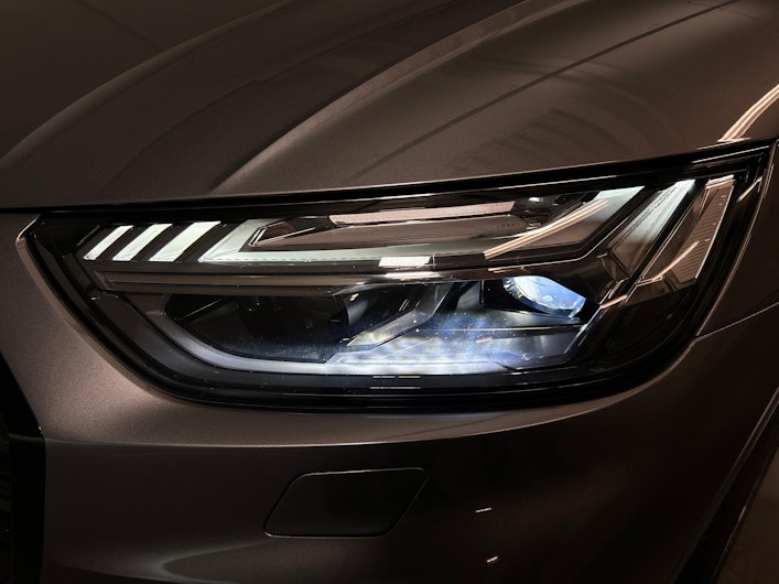 Vehicle image AUDI SQ5