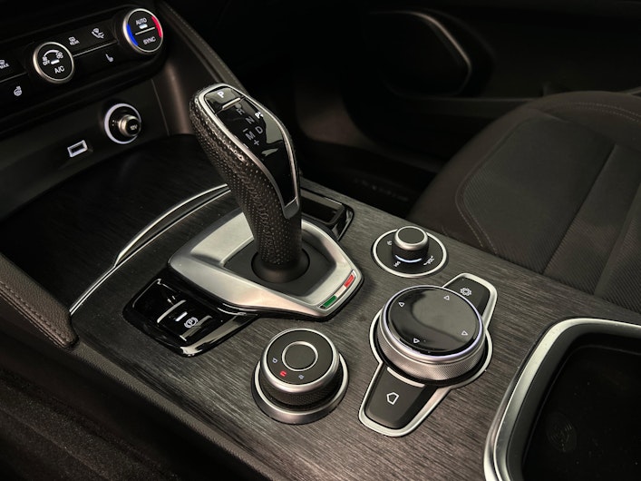 Vehicle image ALFA ROMEO STELVIO