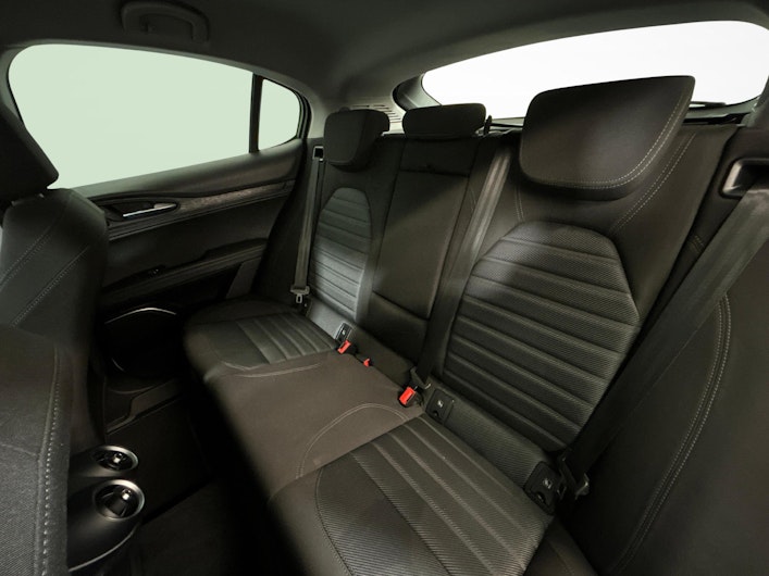 Vehicle image ALFA ROMEO STELVIO