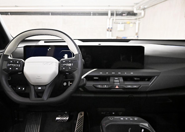 Vehicle image 10 Vehicle image 10