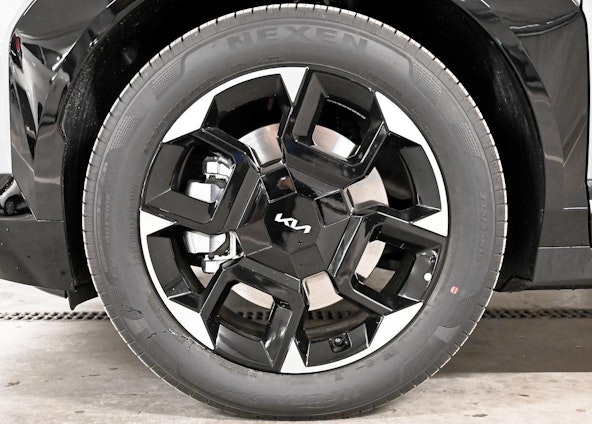 Vehicle image 3 Vehicle image 3