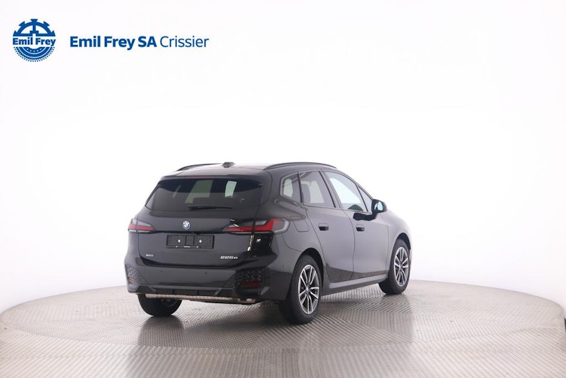 Vehicle image BMW 2 SERIES