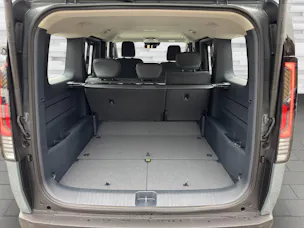 Kia PV5 Passenger 71.2 kWh Elite