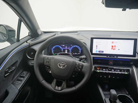 Vehicle image 9 Vehicle image 9