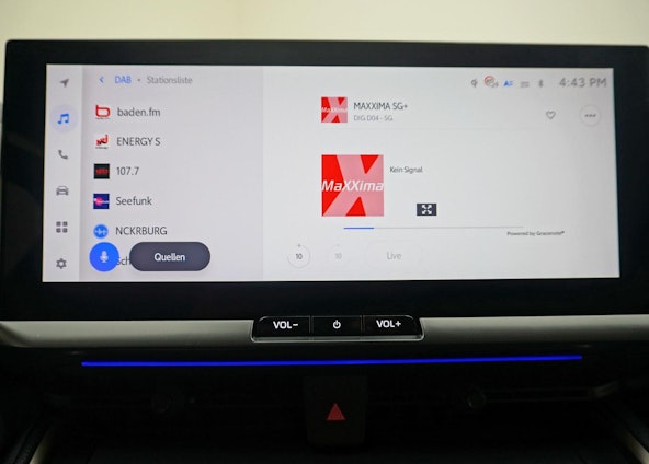 Vehicle image 11 Vehicle image 11