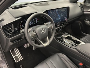 Vehicle image LEXUS NX 450h+ F-Sport