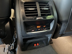 Vehicle image BMW X4 20i xDrive