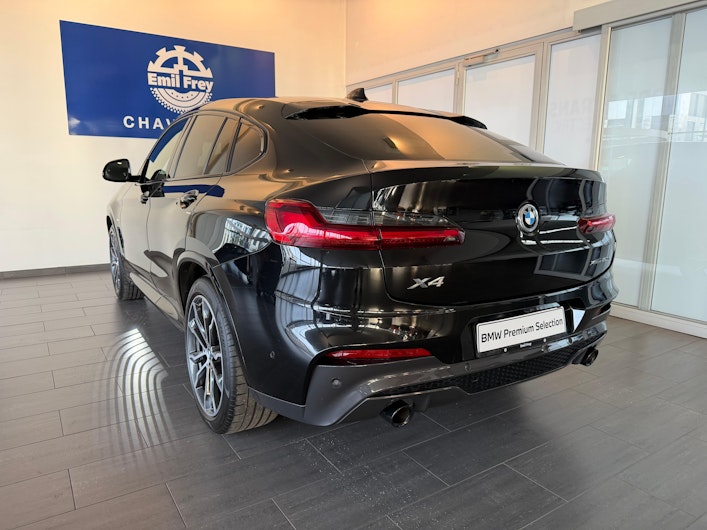 Vehicle image BMW X4