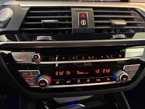 Vehicle image BMW X4 20i xDrive