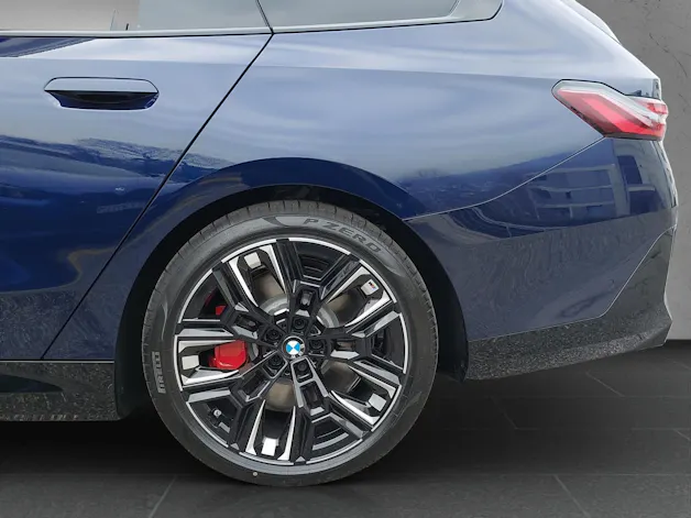 BMW i5 M60 xDrive Touring