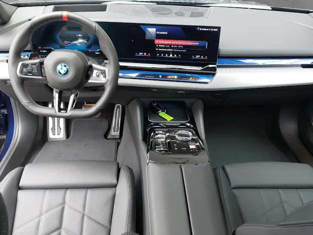 BMW i5 M60 xDrive Touring