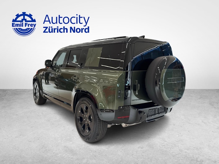 Vehicle image LAND ROVER DEFENDER