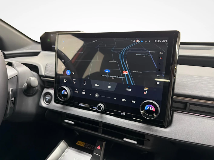 Fahrzeugbild TOYOTA C-HR+