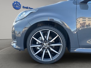 Vehicle image TOYOTA Yaris 1.5 VVT-i HSD GR Sport