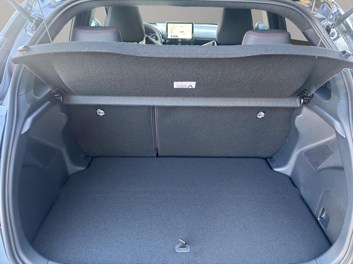 Vehicle image TOYOTA YARIS