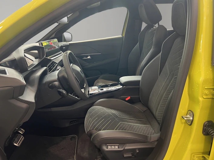 Fahrzeugbild PEUGEOT 208