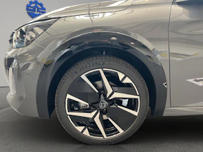 Fahrzeugbild PEUGEOT 208 1.2 Hybrid 145 GT