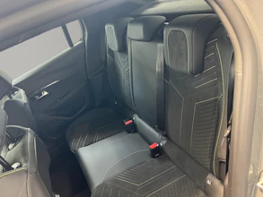 https://vehicle.imgix.net/4158120/c3ed35e5-7f9e-4450-aa89-3ca8f0281867.jpg
