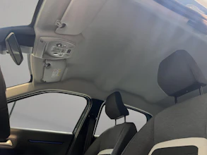 https://vehicle.imgix.net/4158126/9176768e-acc3-4642-bfab-82ae32fc2fd9.jpg