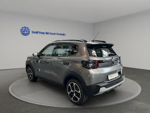https://vehicle.imgix.net/4158134/cfcc00dc-0317-49f2-a9cd-1ddebfb32fdc.jpg