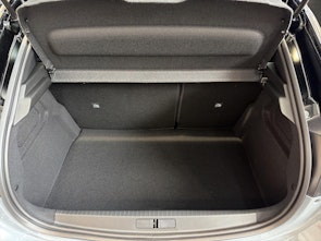 Vehicle image OPEL Corsa 1.2 T Hybrid Viva