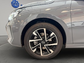 Vehicle image OPEL Corsa 1.2 T Hybrid Viva