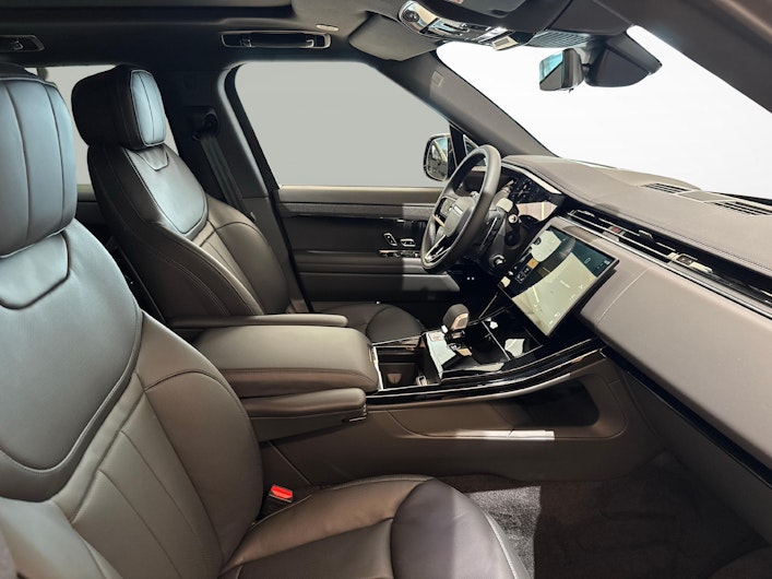 Vehicle image LAND ROVER RANGE ROVER SPORT