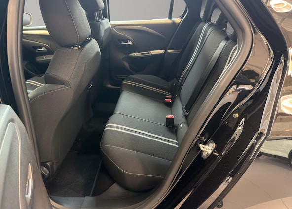 Vehicle image 7 Vehicle image 7