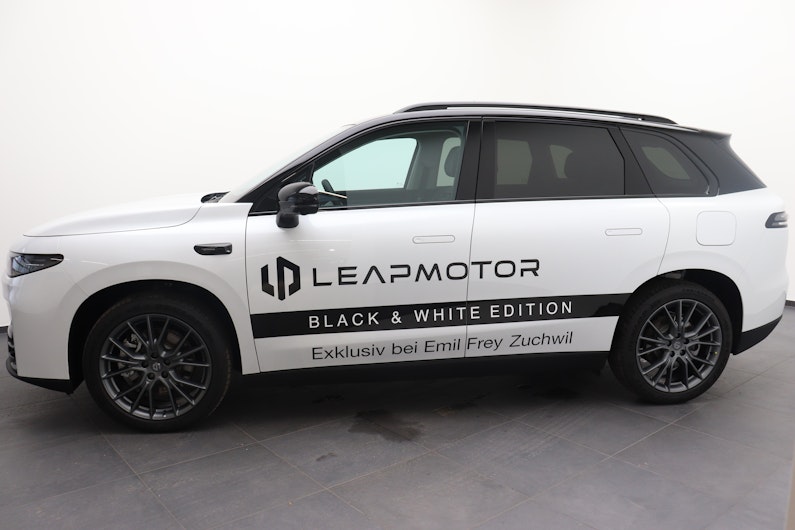 Vehicle image LEAPMOTOR C10