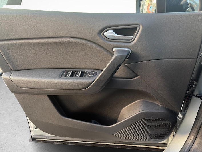 Vehicle image RENAULT CAPTUR