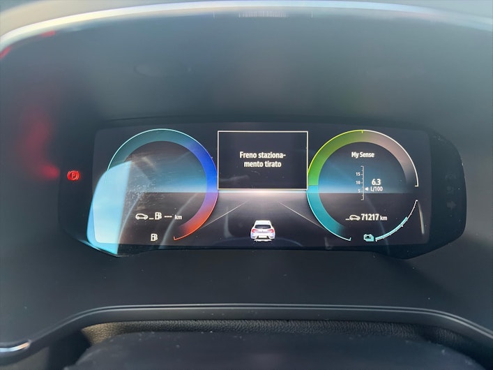 Vehicle image RENAULT CAPTUR