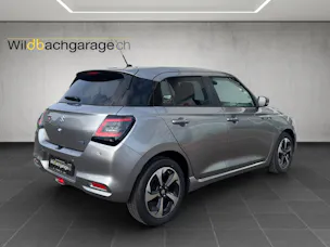 Suzuki Swift 1.2 Sakura Top Hybrid