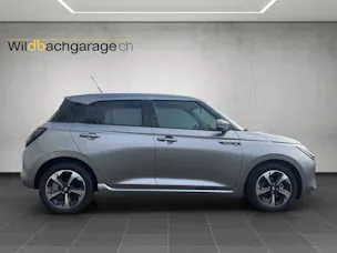Suzuki Swift 1.2 Sakura Top Hybrid