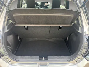 Suzuki Swift 1.2 Sakura Top Hybrid